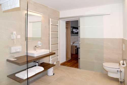 Reitingblick Zimmer Doppel Bad2