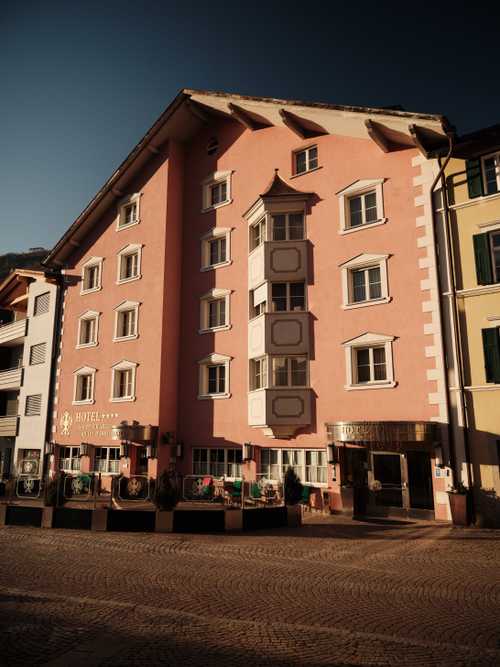 Goldeneradler Hotel2