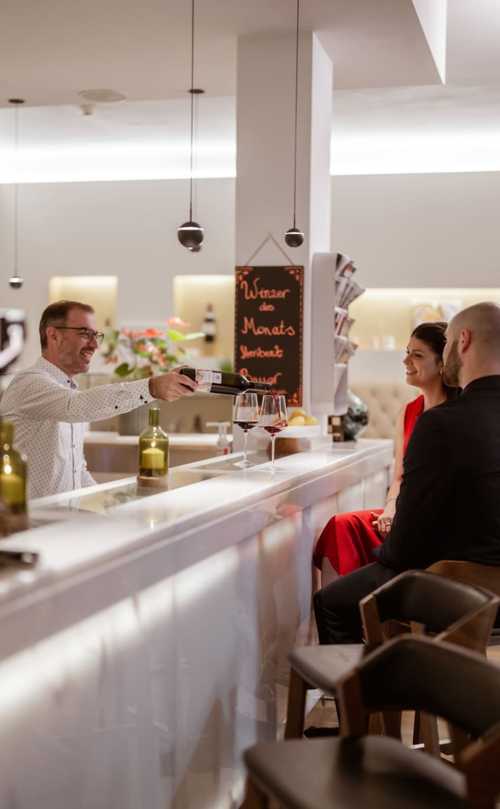 Rathaus Bar5
