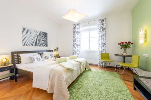 Rosenau Zimmer Kuenstler