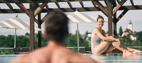 Eurothermen Resort Bad Hall Pool Paar