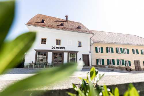 Demerin Hotel3