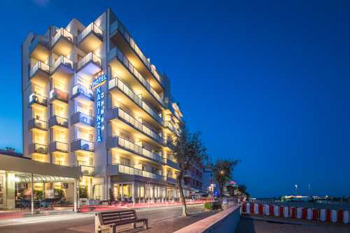 Karinzia Hotel2