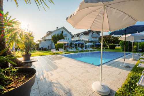 Villaflora Pool5