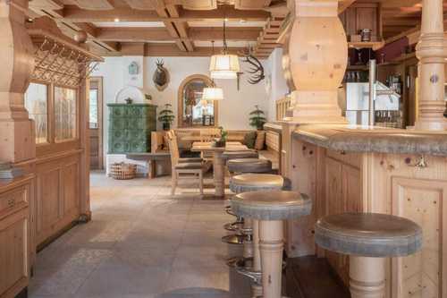 Arbor Bar