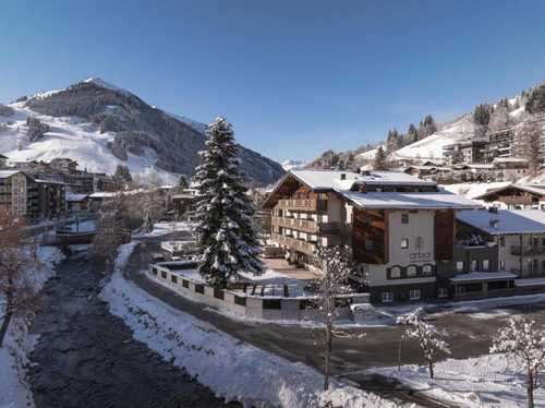 Arbor Hotel Winter2