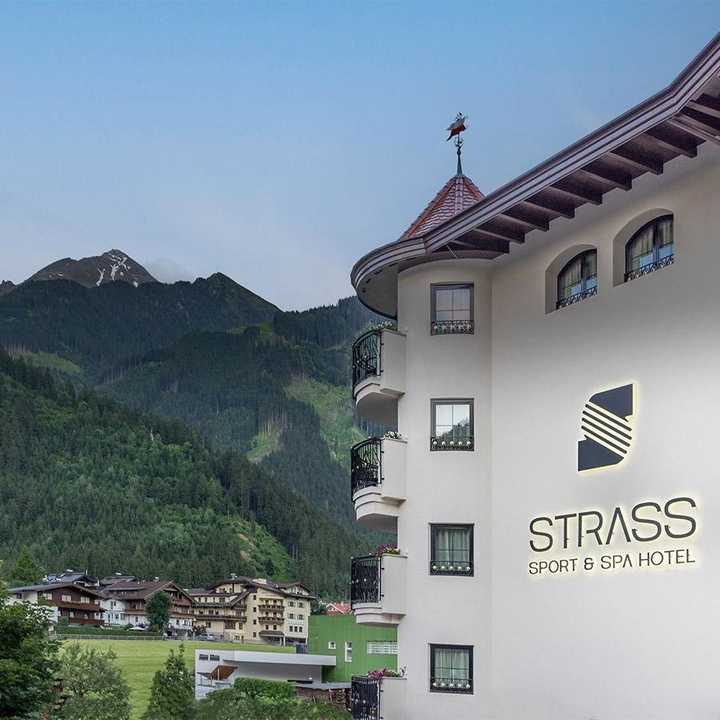 Sport & Spa Hotel Strass