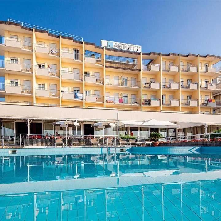 Hotel Astor