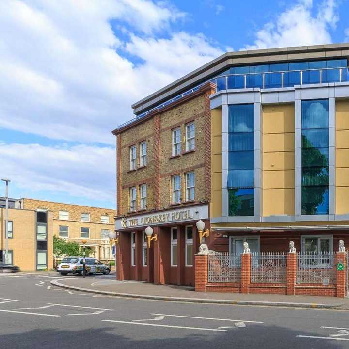 The Lion and Key Hotel