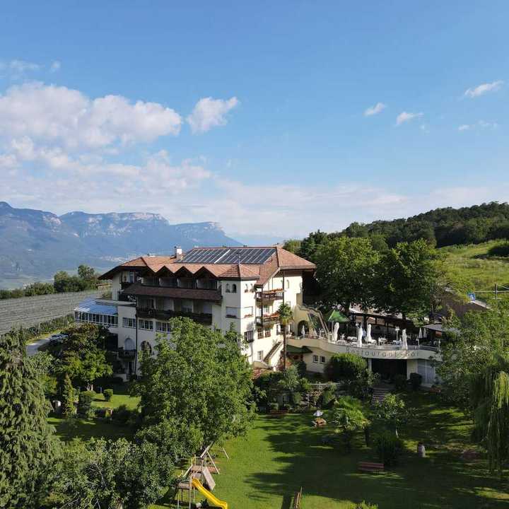 Hotel Tenz